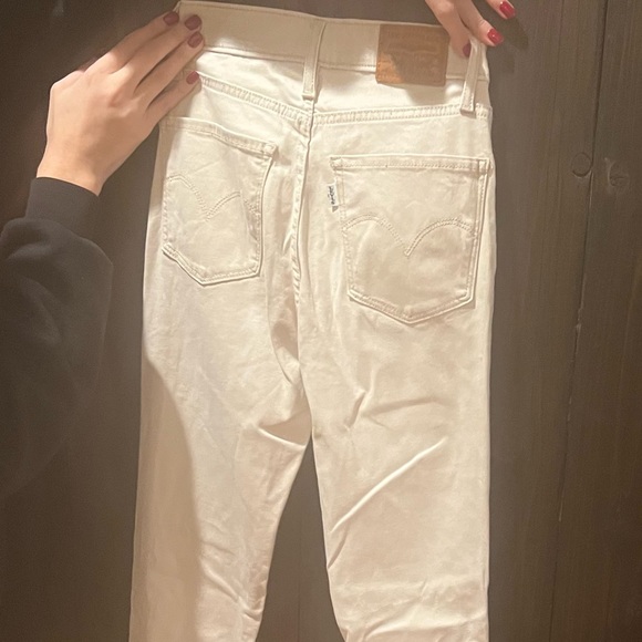 These are creme Levi pants - Picture 2 of 3